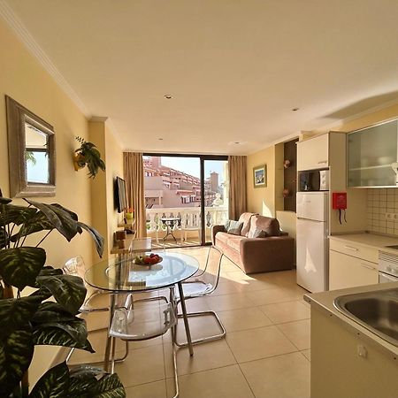 Superb Studio In Castle Harbour C011 Apartment Los Cristianos  Exterior photo